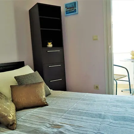 In Motion App With Sea View In Stobrec شقة *